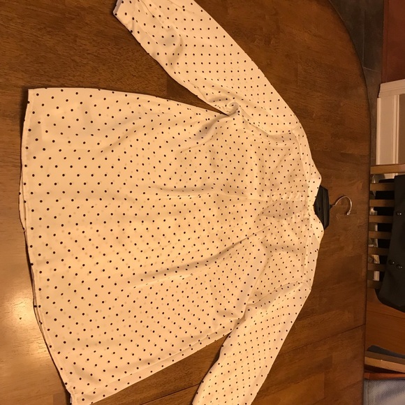 Cream & black silk button up shirt size small. - Picture 5 of 5